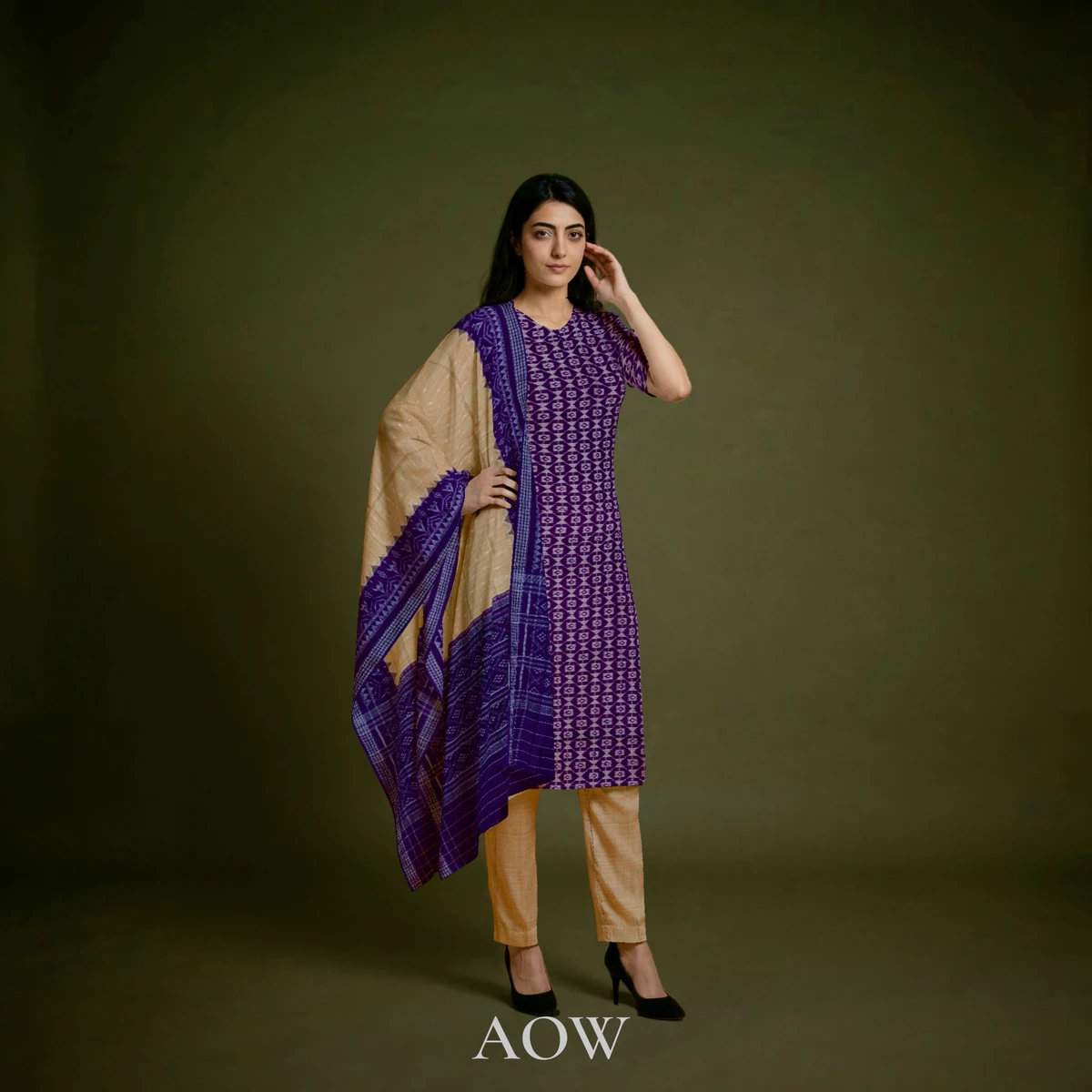 Mauve Kurti DM with Beige Dupatta and Beige Pants DM