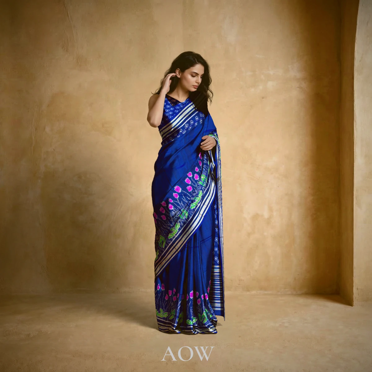 Blue Tulip-Border Sambalpuri Pure Pata Saree