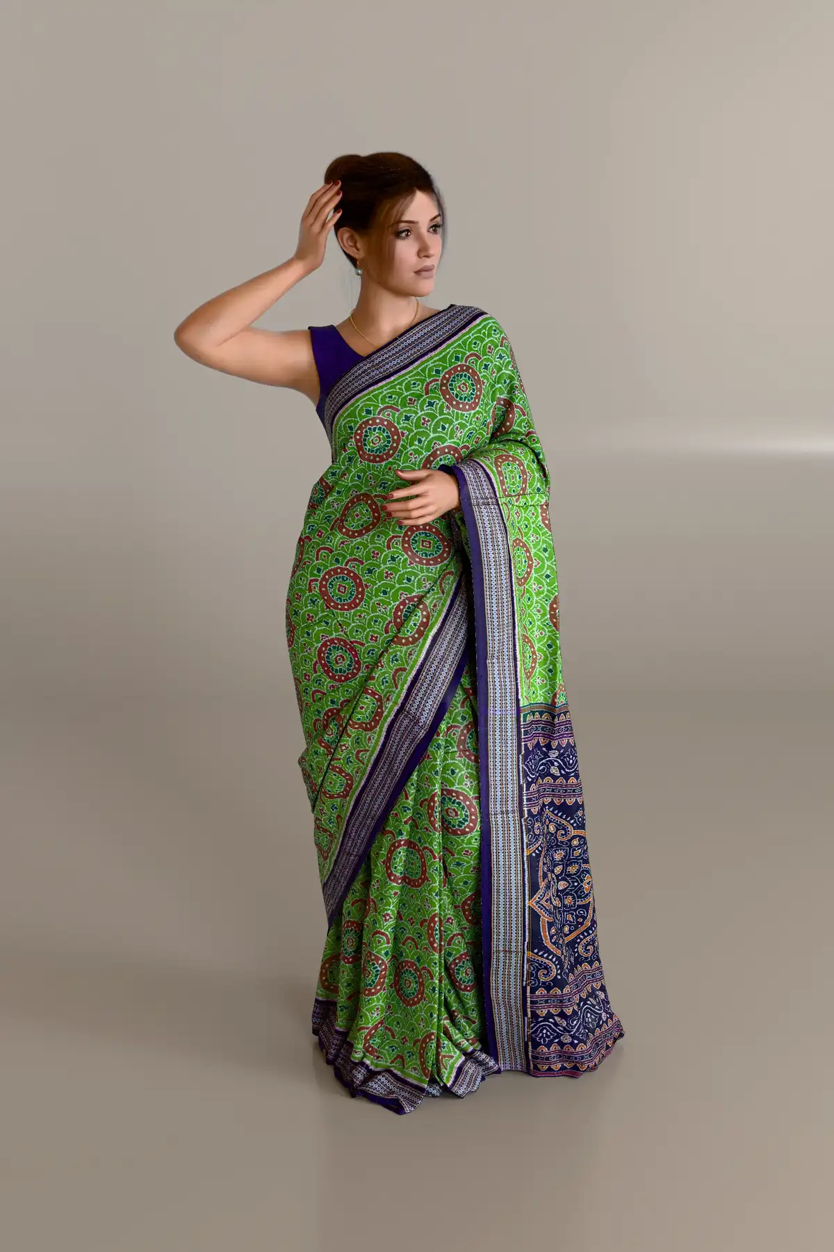 Green Circles Sambalpuri Cotton Saree